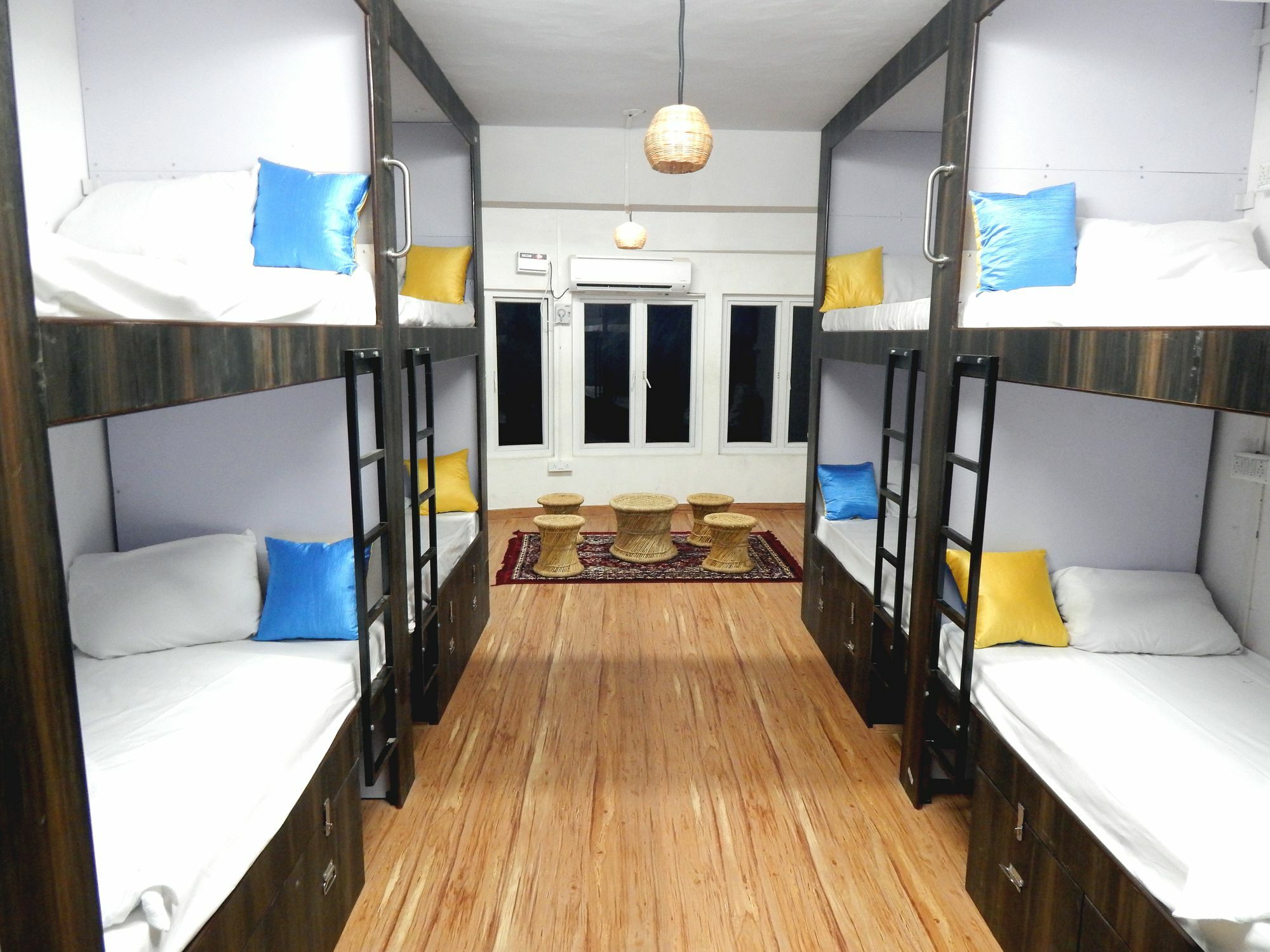 Backpackers Inn Chennai Extérieur photo